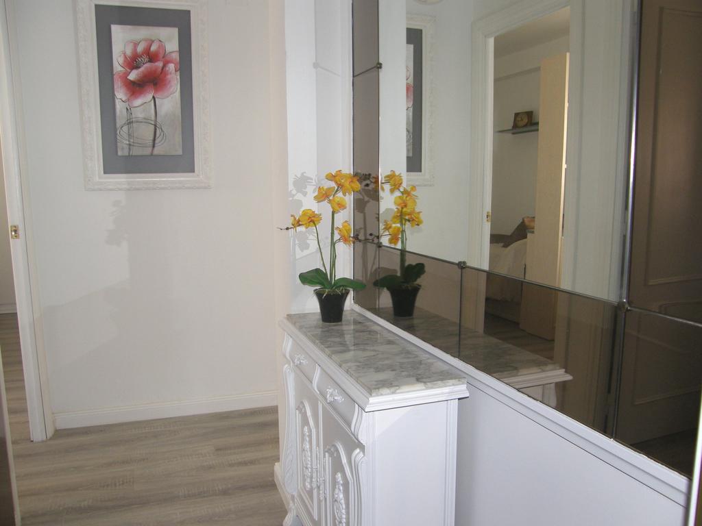 Atico Con Terraza En La Jota Apartment Zaragoza Exterior photo